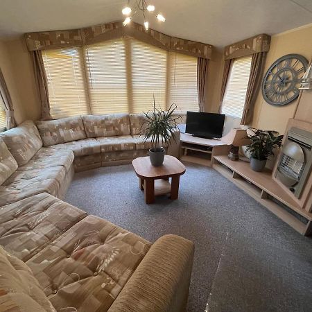 Fulmar 43 ~ Parkdean Holiday Resort Great Yarmouth Extérieur photo