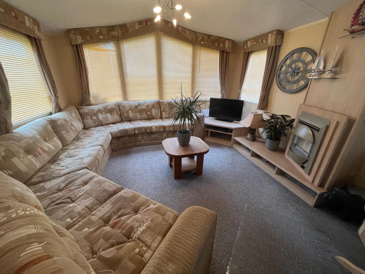 Fulmar 43 ~ Parkdean Holiday Resort Great Yarmouth Extérieur photo
