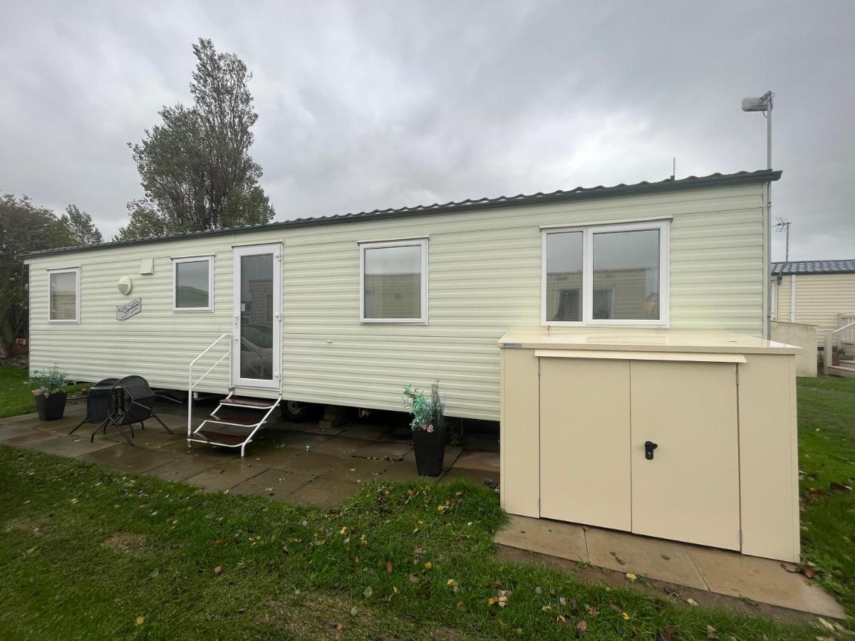 Fulmar 43 ~ Parkdean Holiday Resort Great Yarmouth Extérieur photo