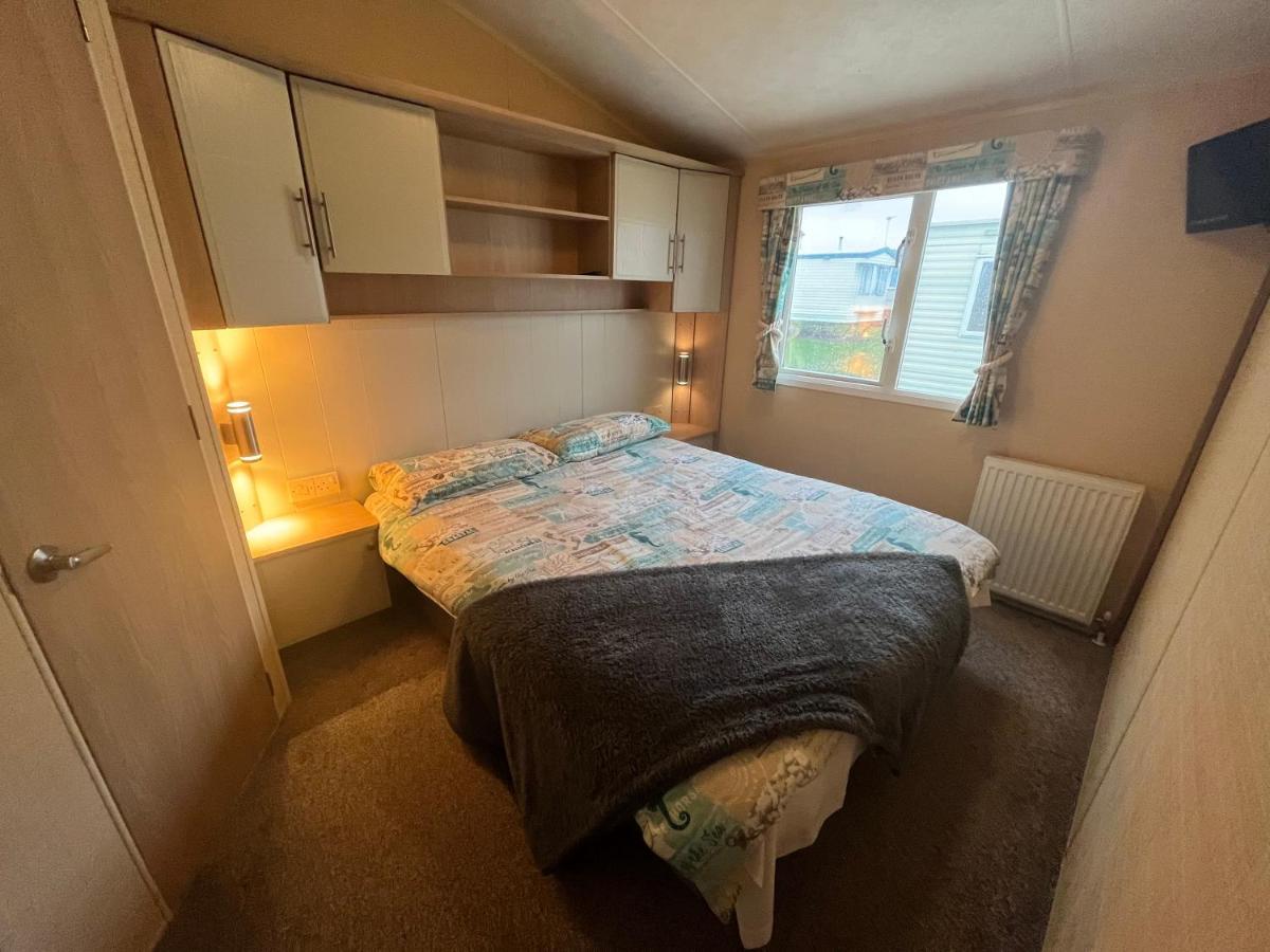 Fulmar 43 ~ Parkdean Holiday Resort Great Yarmouth Extérieur photo