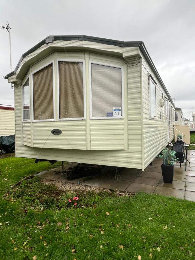 Fulmar 43 ~ Parkdean Holiday Resort Great Yarmouth Extérieur photo