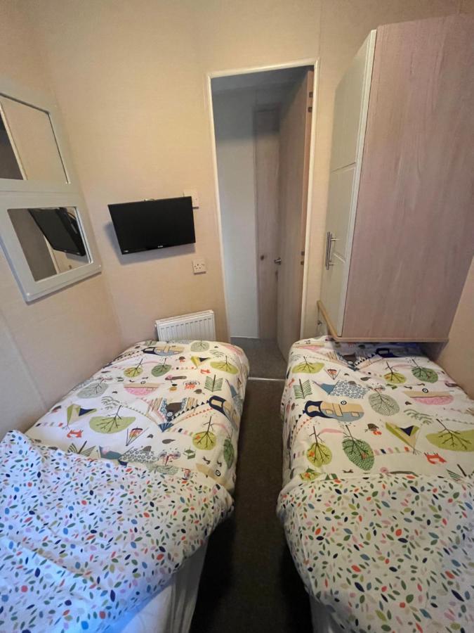 Fulmar 43 ~ Parkdean Holiday Resort Great Yarmouth Extérieur photo