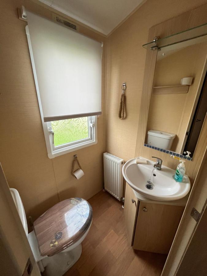 Fulmar 43 ~ Parkdean Holiday Resort Great Yarmouth Extérieur photo